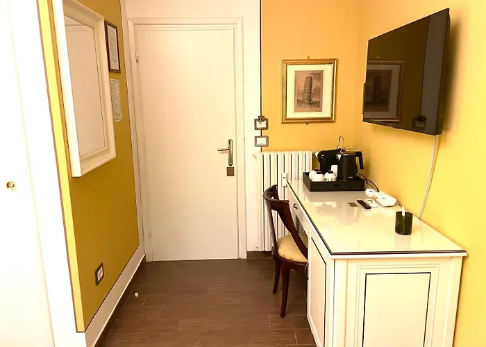 Hotel Pisa Tower